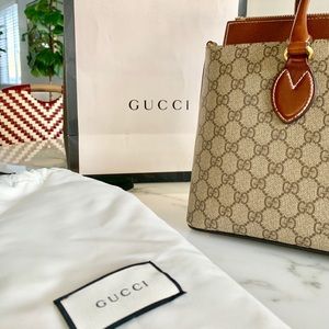 Gucci 💯 GG Supreme Canvas tote